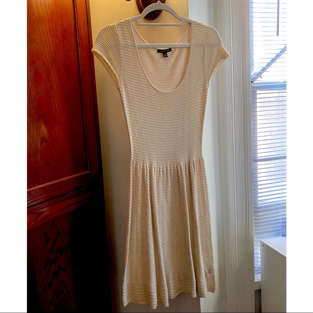 Cream/gold AEO dress with shimmer size M